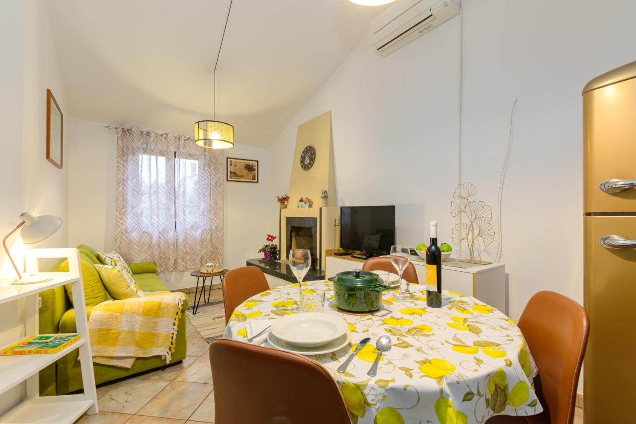 Apartment Greta Premantura Extérieur photo